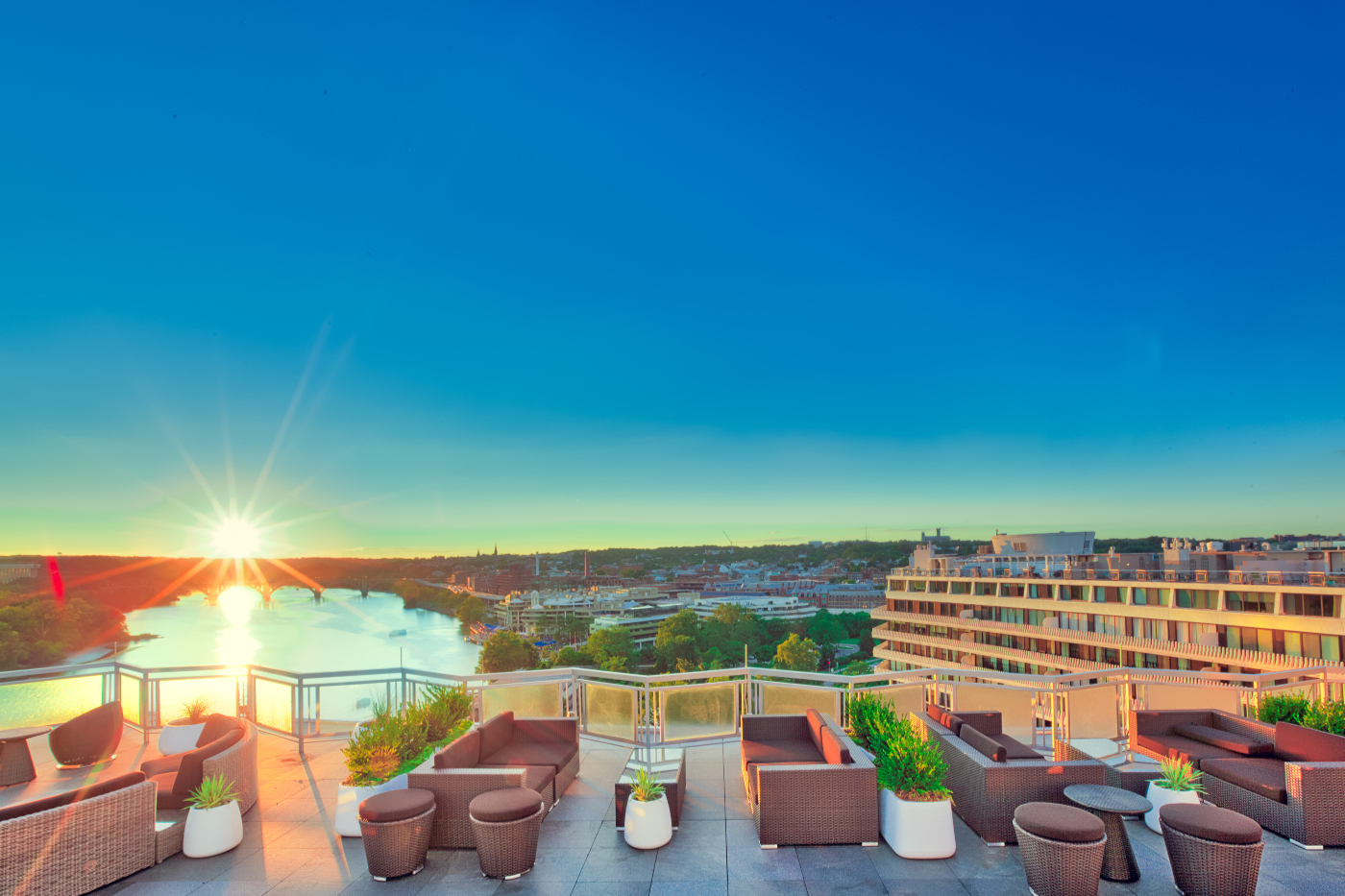 The Watergate Hotel - Top of the Gate